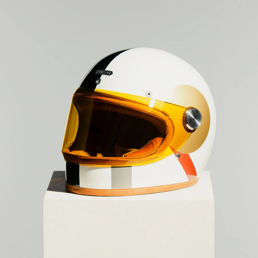 Casque intégral Hedon Heroine Racer 2.0 Bauhaus blanc et noir avec visière dorée, design minimaliste haut de gamme fabriqué à Londres