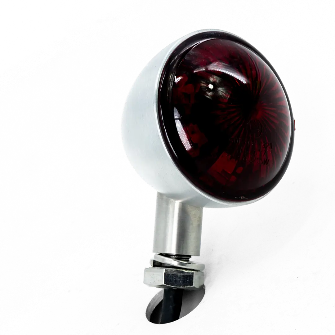 Feu arrière LED Bates - FCR Accessoires - Vue 3/4