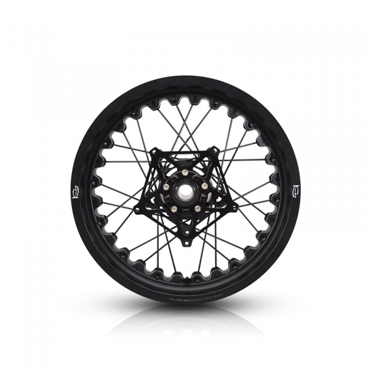 Jante arriere Kineo a rayons noir moyeu etoile Triumph Bonneville T100 FCR Accessoires