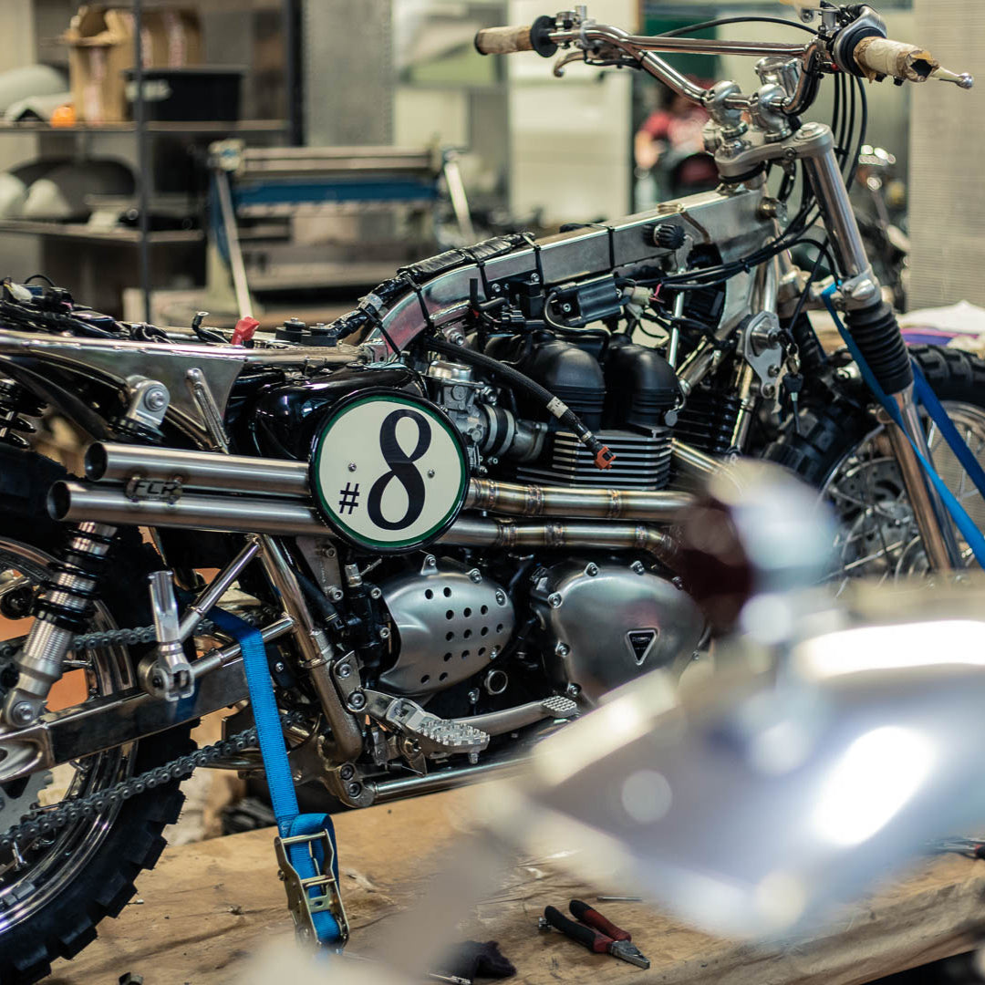 Moto avant préparation FCR Accessoires