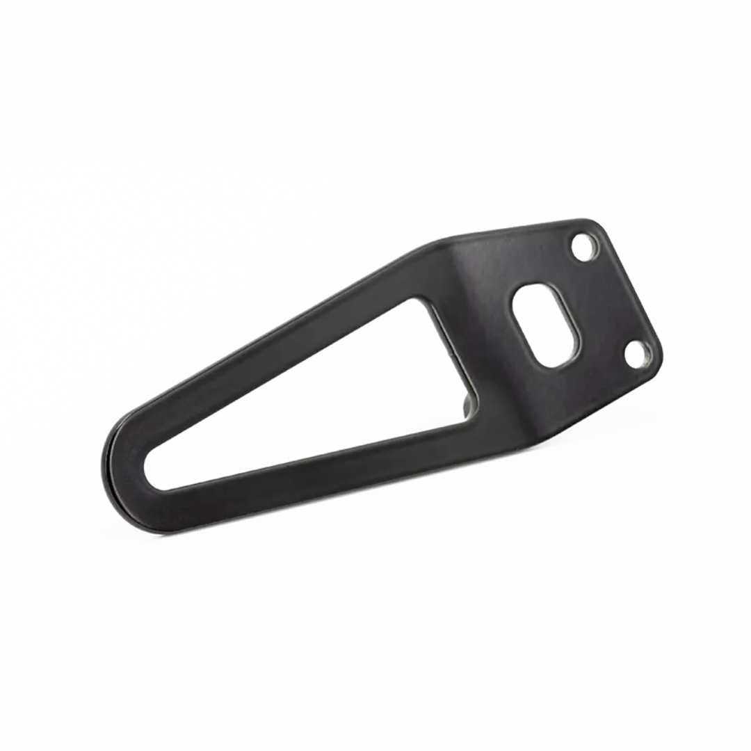 Protection de Repose-Pieds Arrière BMW R18 FCR Original - platine aluminium noire vue de trois quarts dos, perçages de fixation