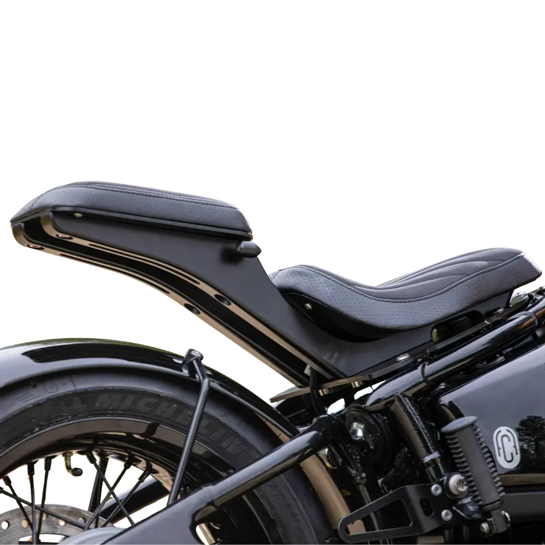 Selle Deux Places BMW R18 FCR Original - mise en situation montée sur moto, ligne arrière allégée