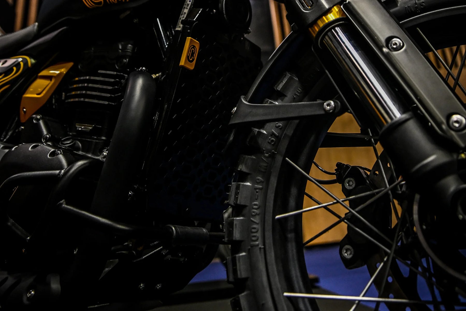 Sabot Moteur | Triumph 400 - photo 3