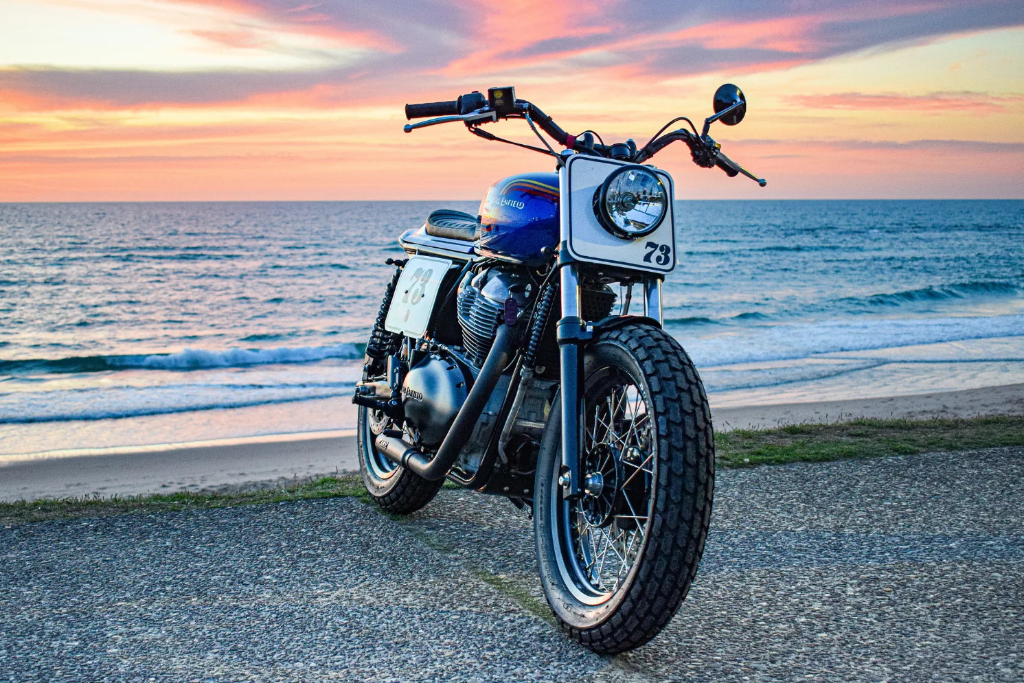Breiter Flat-Track-Lenker | Royal Enfield 650 - photo 1 en situation