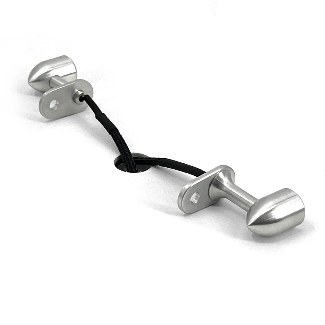 Clignotants 3-en-1 Triumph Modern Classic, finition aluminium brossé, montrant les supports de fixation spécifiques Triumph et la compacité du design.