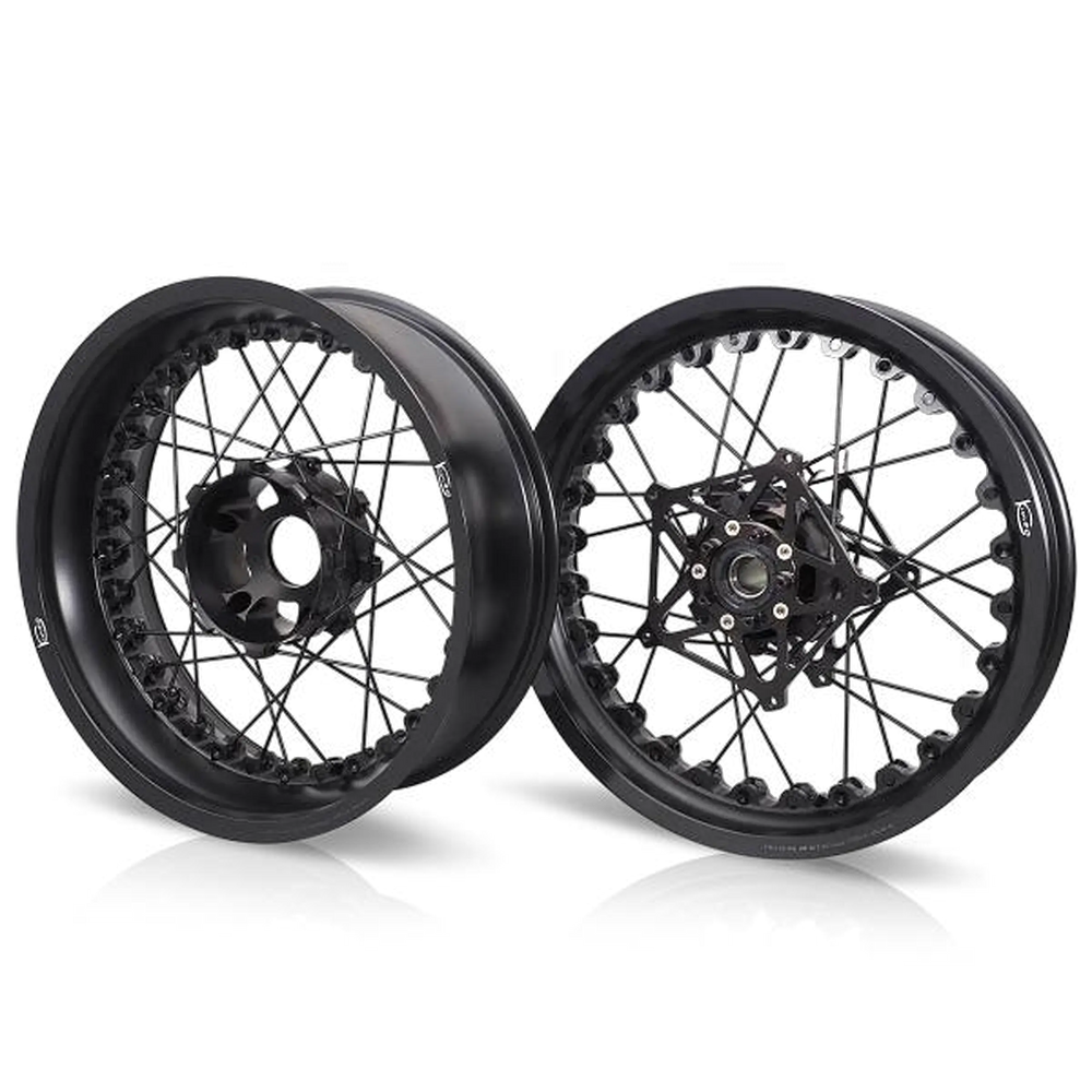 Paire jantes Kineo a rayons noir trois quarts avant et arriere Triumph Thruxton 1200 FCR Accessoires