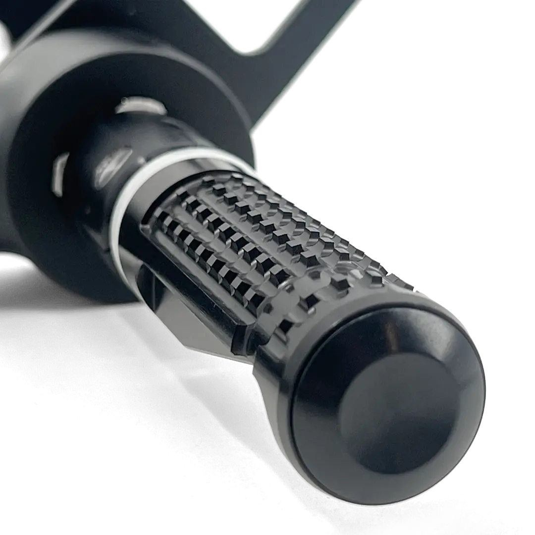 Repose-pied passager rGrip FCR en aluminium, détail antidérapant BMW R nineT