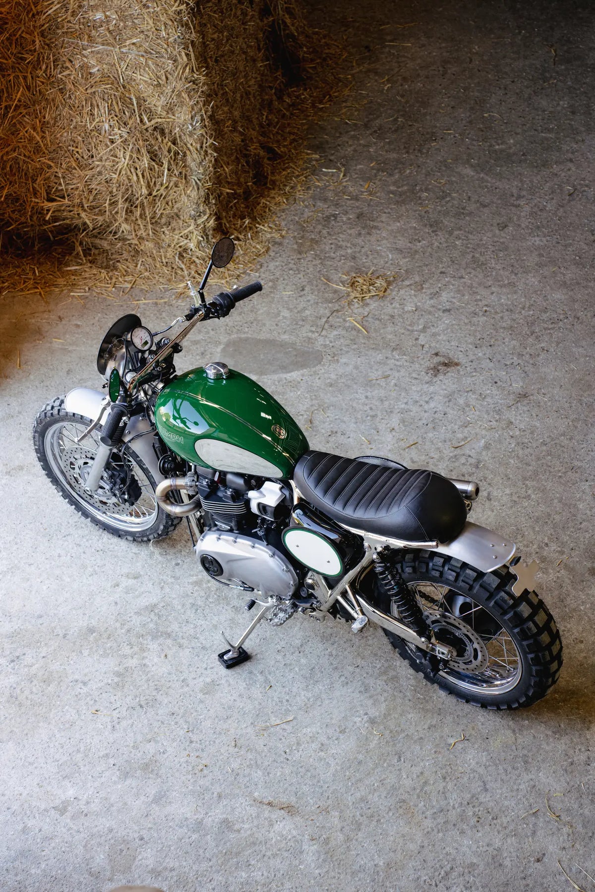 Repose-Pieds | Triumph Modern Classic — Image situation 1