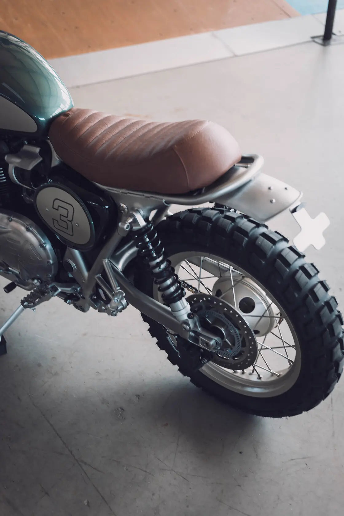 Universal License Plate Holder | Motorcycle - photo 2 en situation